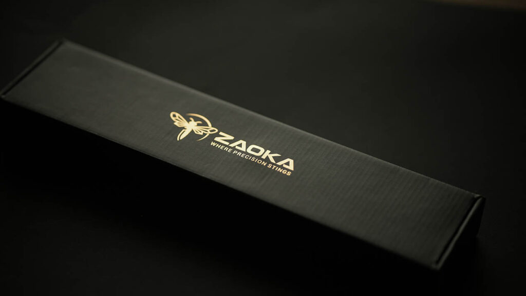 Zaoka knife box with gold logo